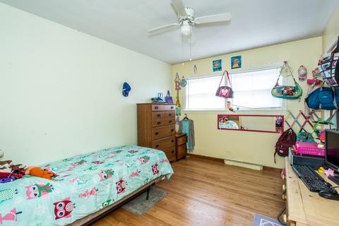 3848 W 68th Pl, Chicago, IL 60629 photo 6
