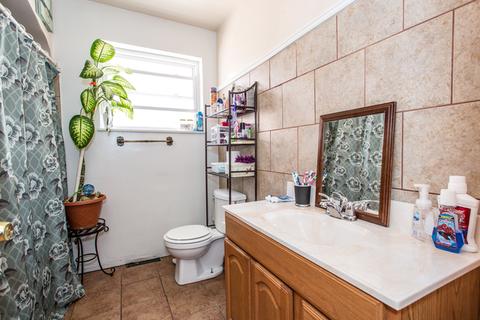 3848 W 68th Pl, Chicago, IL 60629 photo 8