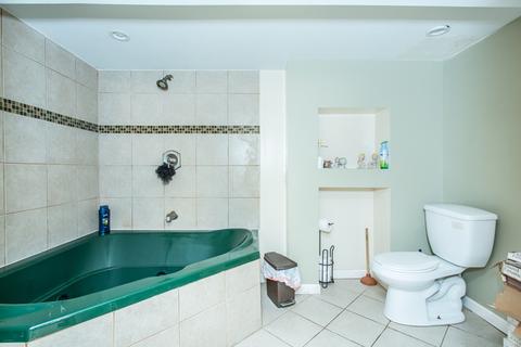 3848 W 68th Pl, Chicago, IL 60629 photo 10