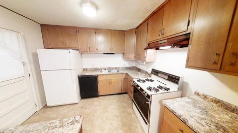 2802 Sangamon Dr, Champaign, IL 61821 photo 5