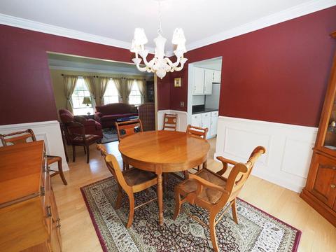 1265 John Dr, Hoffman Estates, IL 60169 photo 8