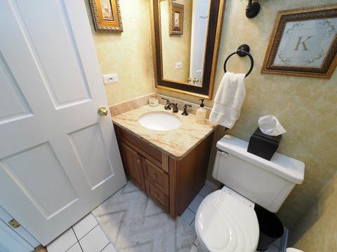 1265 John Dr, Hoffman Estates, IL 60169 photo 18