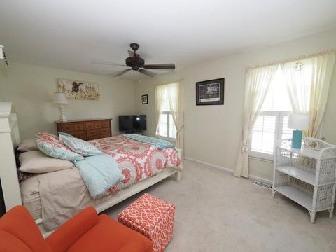1265 John Dr, Hoffman Estates, IL 60169 photo 27