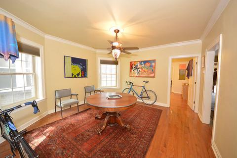 6733 N Artesian Ave, Chicago, IL 60645 photo 5