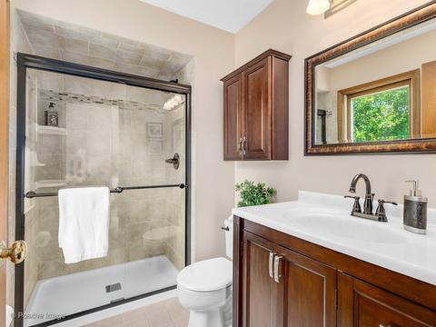 1908 Howard St, Wheaton, IL 60187 photo 18