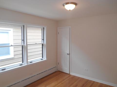 7437 W 58th St, Summit, IL 60501 photo 4
