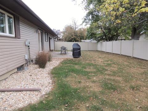 1014 27th St, Peru, IL 61354 photo 23