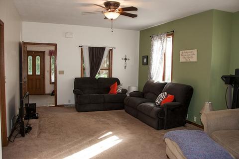 2109 Main St, Peru, IL 61354 photo 4