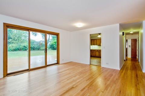 802 Elma Ave, Elgin, IL 60120 photo 2