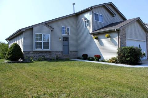 1301 Green Trails Dr, Plainfield, IL 60586 photo 2