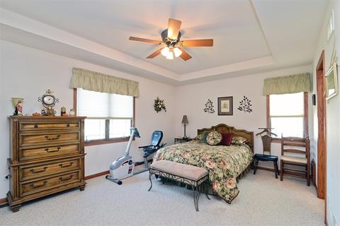1074 Cherry Ln, Beecher, IL 60401 photo 10