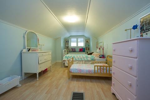 910 Circle Ave, Forest Park, IL 60130 photo 15
