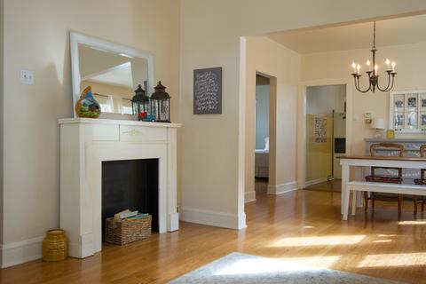 910 Circle Ave, Forest Park, IL 60130 photo 4