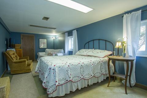 910 Circle Ave, Forest Park, IL 60130 photo 16