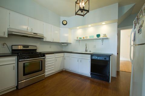 910 Circle Ave, Forest Park, IL 60130 photo 8