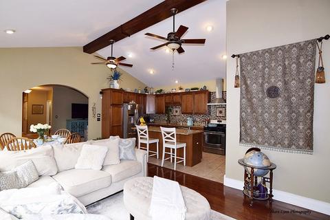 273 Garden Dr, Elgin, IL 60124 photo 13