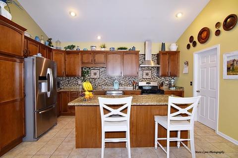273 Garden Dr, Elgin, IL 60124 photo 16