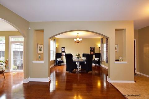 273 Garden Dr, Elgin, IL 60124 photo 4