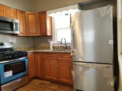 726 E Benton St, Aurora, IL 60505 photo 7