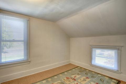 914 W Beardsley Ave, Champaign, IL 61821 photo 14