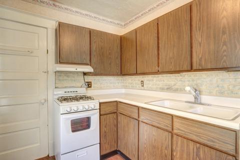 914 W Beardsley Ave, Champaign, IL 61821 photo 10