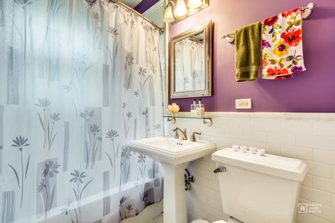 1107 Hull Ter, Evanston, IL 60202 photo 16