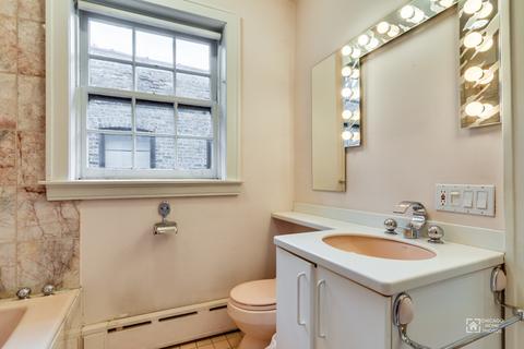1107 Hull Ter, Evanston, IL 60202 photo 28