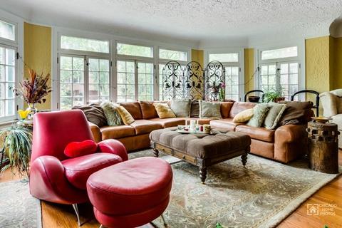 1107 Hull Ter, Evanston, IL 60202 photo 9