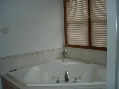 1404 E Cap Cir, Bourbonnais, IL 60914 photo 21