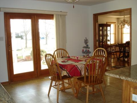 1404 E Cap Cir, Bourbonnais, IL 60914 photo 4