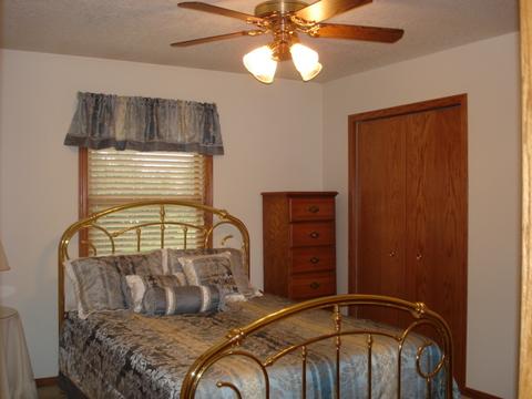 1404 E Cap Cir, Bourbonnais, IL 60914 photo 22