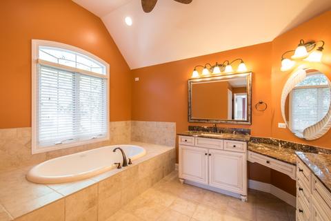 415 S Maple St, Itasca, IL 60143 photo 25