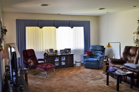 1527 Walnut St, Peru, IL 61354 photo 4