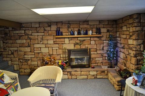 1527 Walnut St, Peru, IL 61354 photo 9