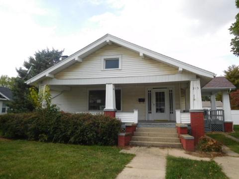 215 E 5th St, Tilton, IL 61833 photo 1
