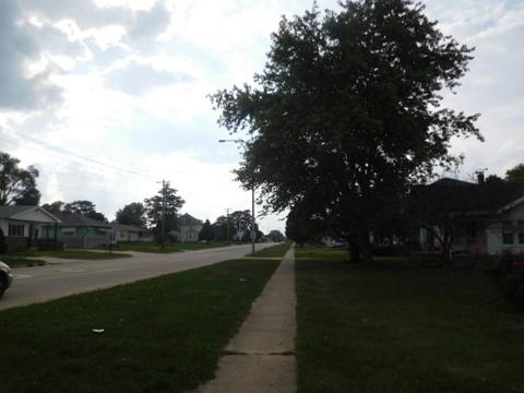 215 E 5th St, Tilton, IL 61833 photo 2