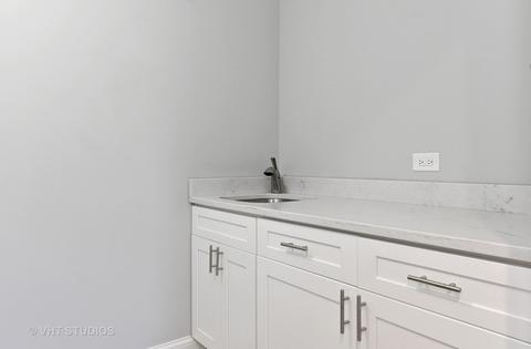 3237 Oak Ave, Brookfield, IL 60513 photo 26