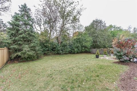 243 Gatewood Ln, Bartlett, IL 60103 photo 23