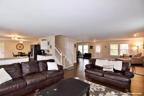 1184 Griffith Ave, Elburn, IL 60119 photo 9