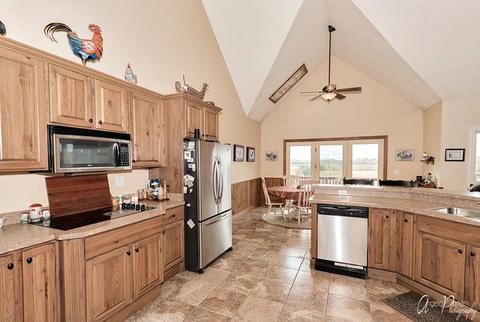 15601 Hebron Rd, Harvard, IL 60033 photo 9