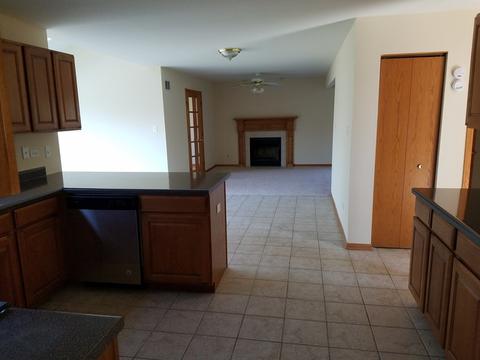 5319 Meadowbrook St, Plainfield, IL 60586 photo 9