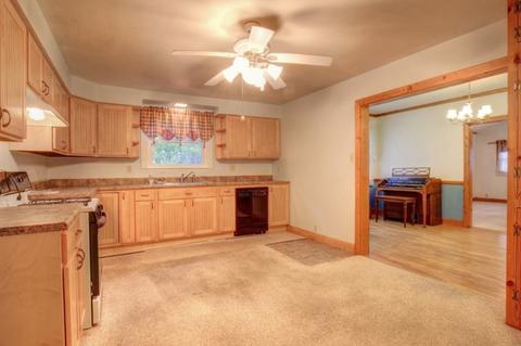 355 E State St, Cisco, IL 61830 photo 13