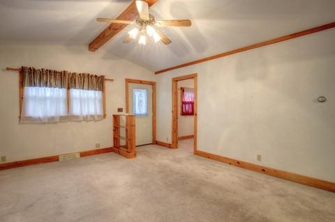 355 E State St, Cisco, IL 61830 photo 6