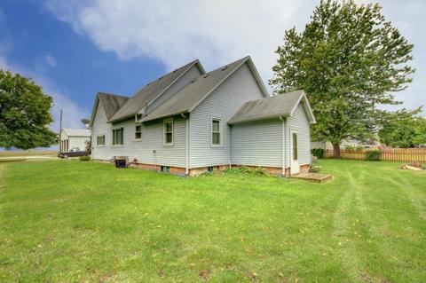 355 E State St, Cisco, IL 61830 photo 24