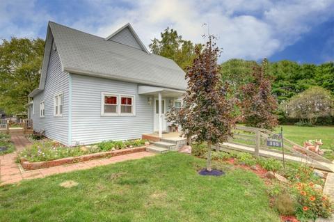 355 E State St, Cisco, IL 61830 photo 2