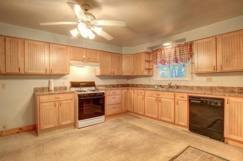 355 E State St, Cisco, IL 61830 photo 12