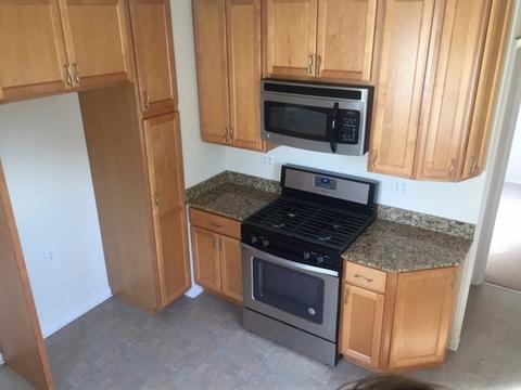 8215 45th St, Lyons, IL 60534 photo 3
