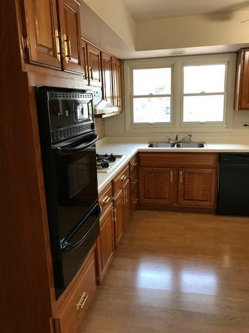 1055 Lancaster Ct, Hoffman Estates, IL 60169 photo 6
