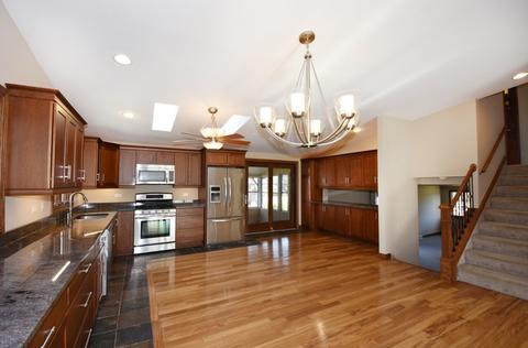 19048 Ruth Dr, Mokena, IL 60448 photo 2