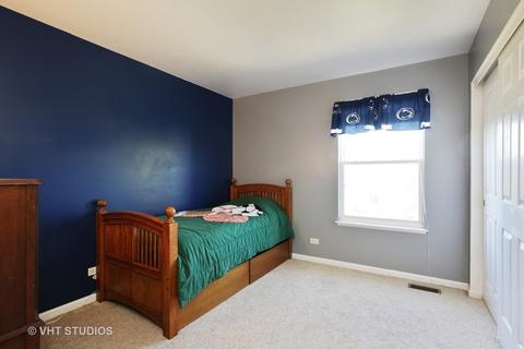 82 Meadows Dr, Gilberts, IL 60136 photo 14